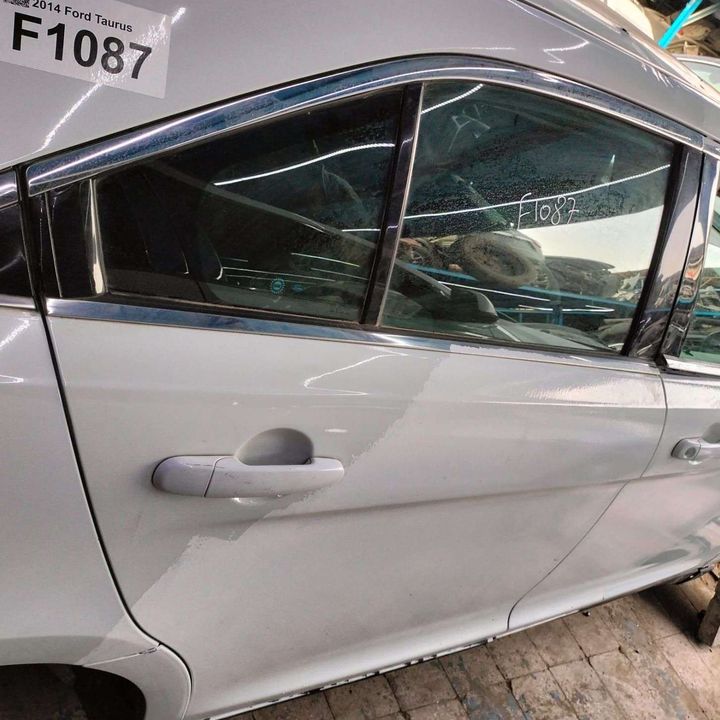 Door (RHB) - 2014 Ford Taurus
