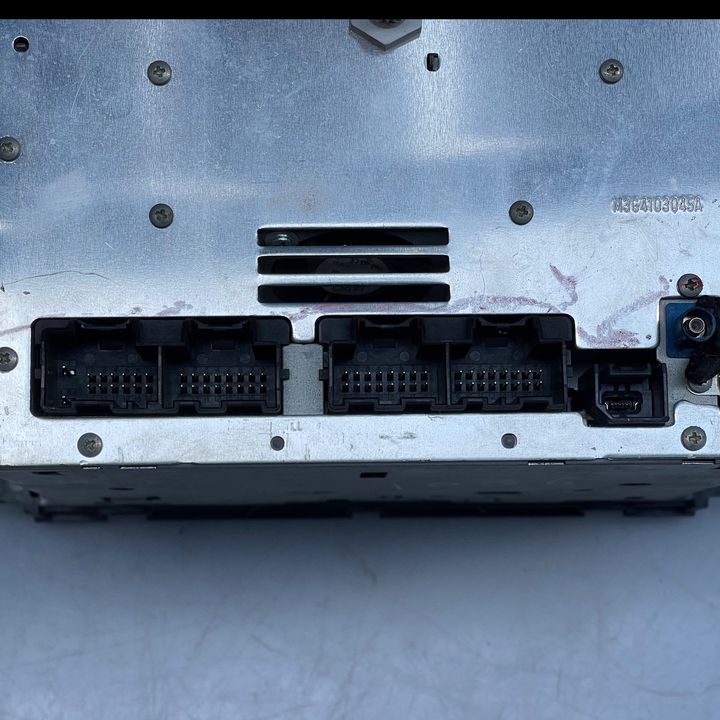 Navigation DVD player - 2011 GMC Sierra