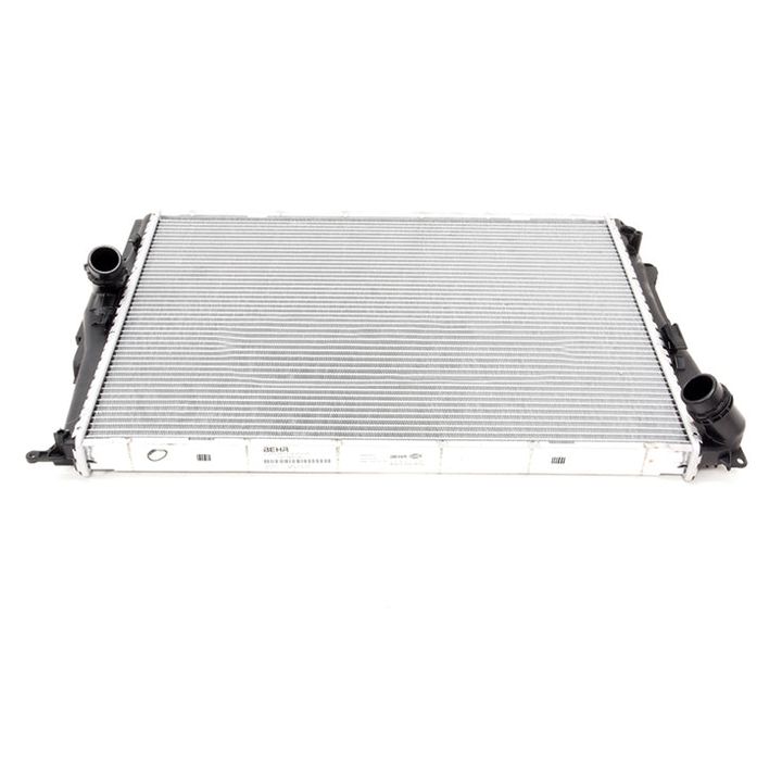 Behr (BHR # CR 1090 000P) RADIATOR (8MK 376 754-071) For BMW 17117559273
