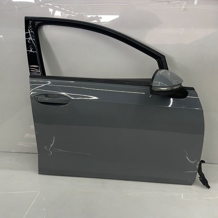 Door (RHF) - 2020 Volkswagen Golf