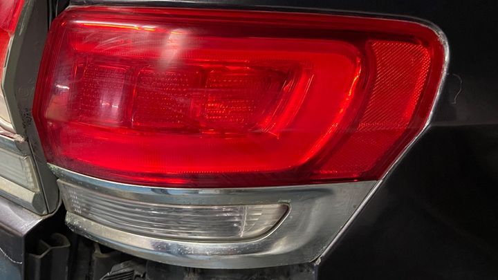 Tail Light (RH) - 2014 Jeep GRAND CHEROKEE