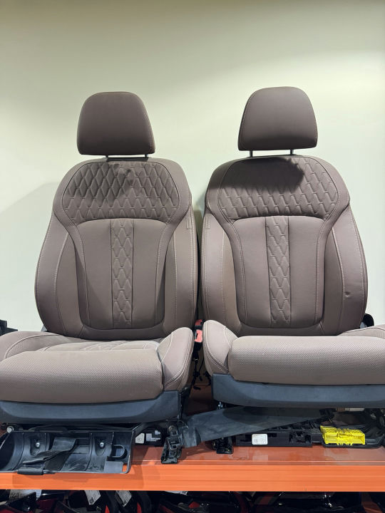 BMW X5 G05 / X7 G07 Front Seats Pair Brown Merino Leather
