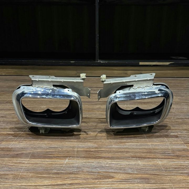 Rolls-Royce Cullinan Exhaust- Tips Set Chrome