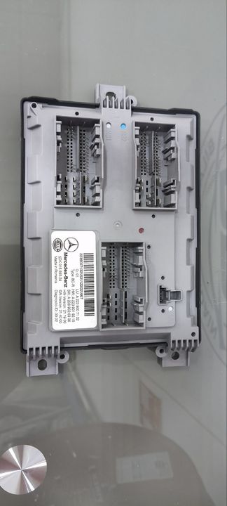 Mercedes-Benz Control Unit Front