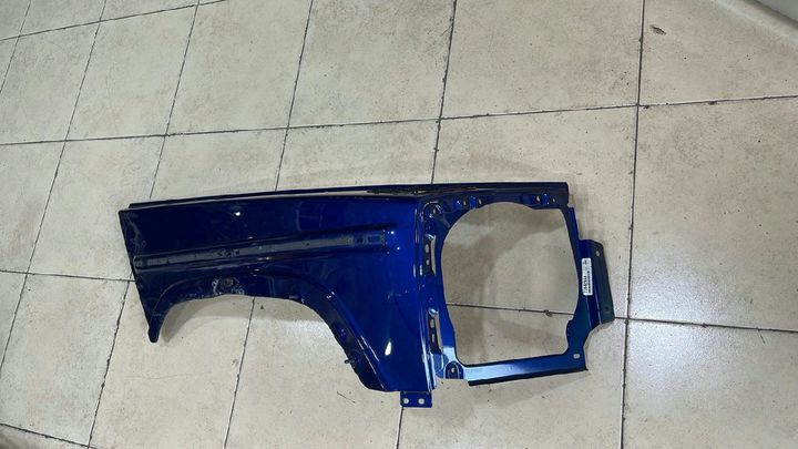 Mercedes Benz G class w464 - Fender LH  Blue