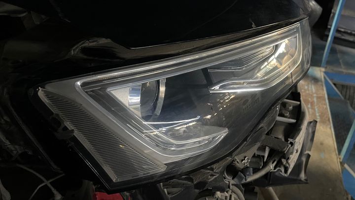 Headlight (RH) - 2012 Audi A5