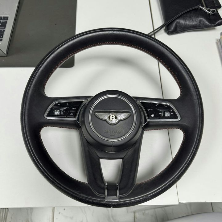 Bentley Continental GT - Multi-Function Steering Wheel