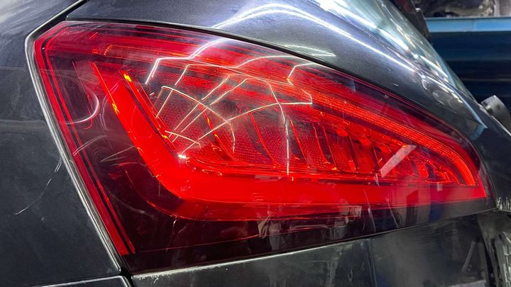 Tail Light (LH) - 2016 Audi Q5