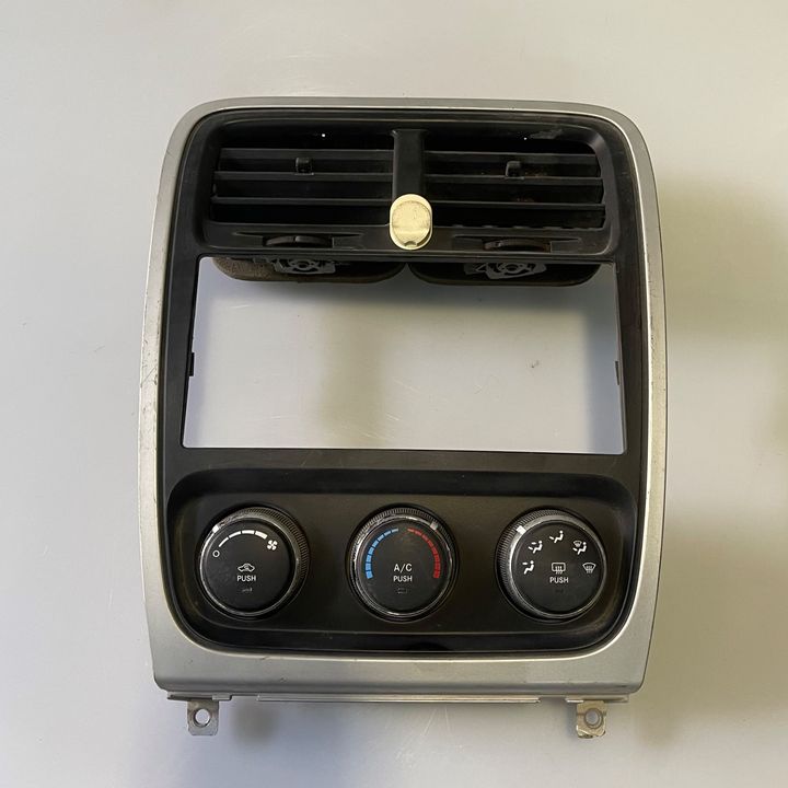 Dash panel - 2010 Dodge Caliber Base