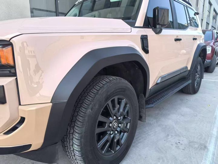 Toyota Prado Lc250