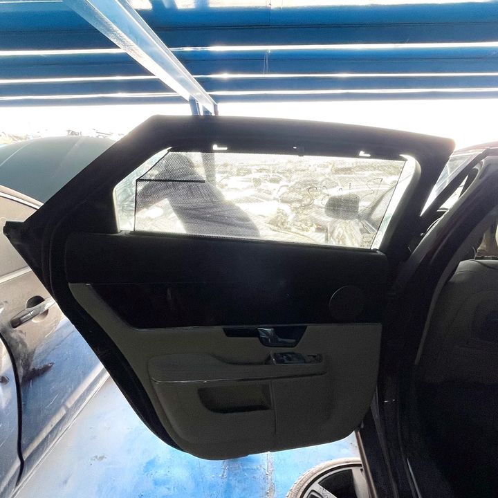 Door (LHB) - 2012 Jaguar XJ