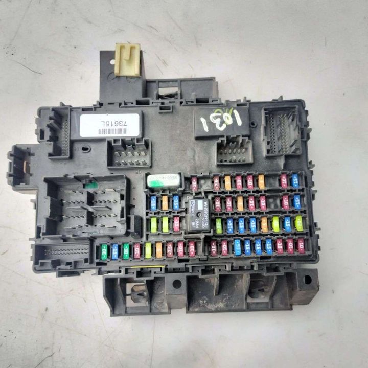 Fuse box - 2012 Ford Explorer