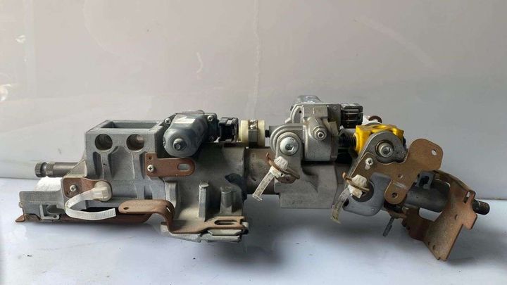 Steering column - 2013 Infiniti QX56