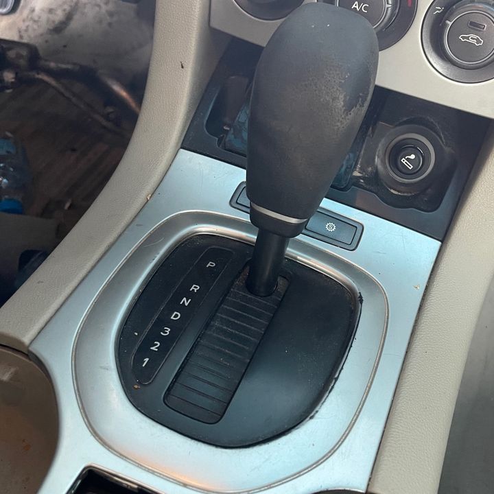 Gear Shift Knob(Automatic) - 2009 Chevrolet Caprice