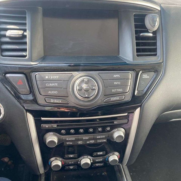 Info-gps-tv screen - 2017 Nissan Pathfinder