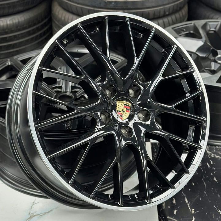 Original Porsche Panamera Wheels