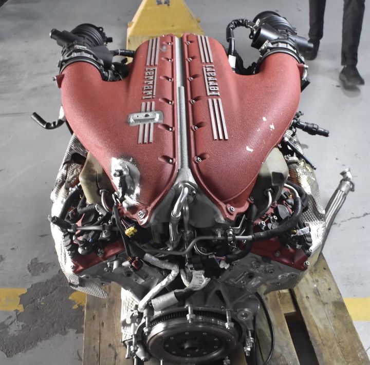 Ferrari 812 Competition  V12 -Engine Assembly
