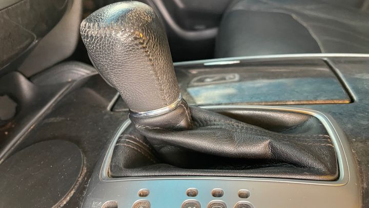 Gear Shift Knob(Automatic) - 2013 Infiniti JX35