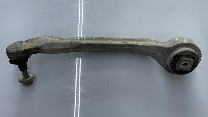 Lower arm (RH) - 2004 Audi A8