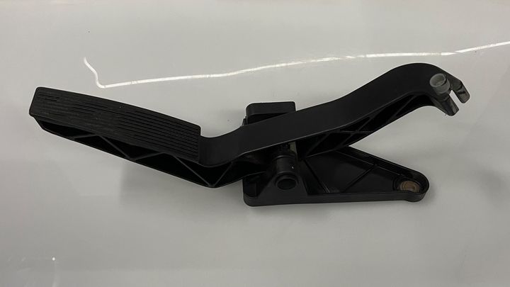 Accelerator pedal - 2006 Jeep Grand Cherokee Base