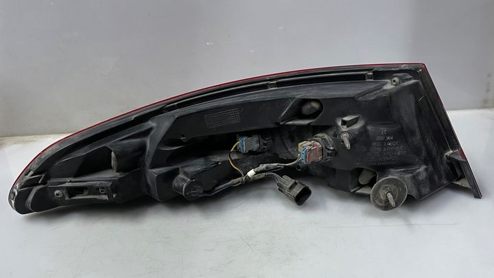 Tail Light (RH) - 2009 Jaguar XF