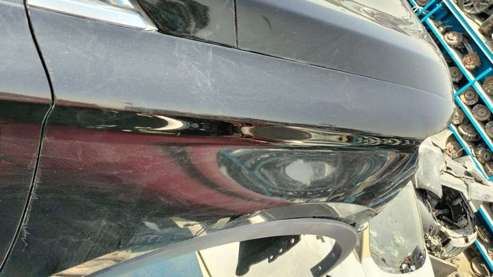 Fender (RHF) - 2014 Lincoln MKC