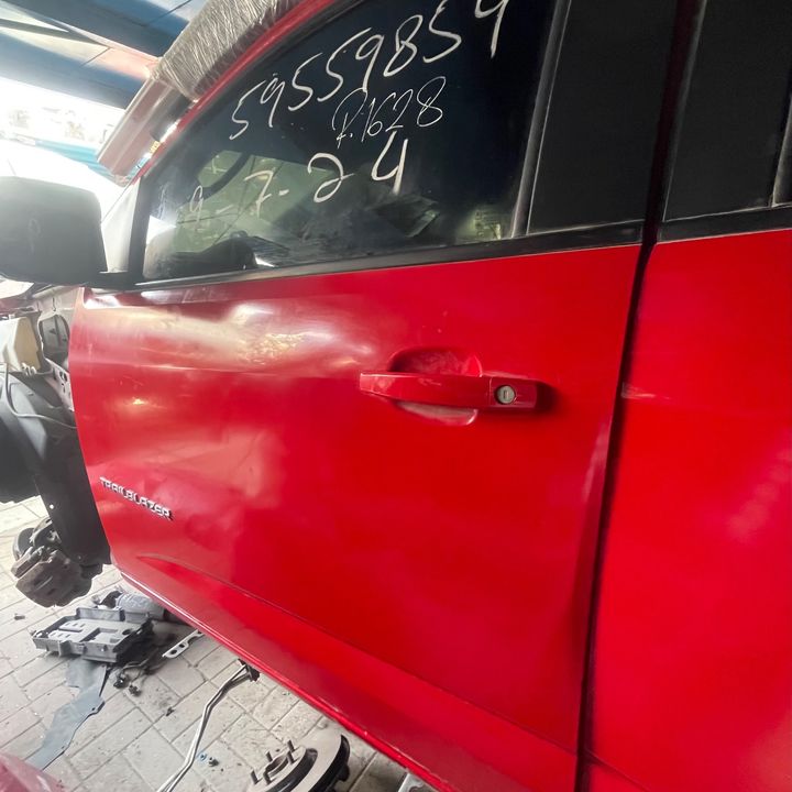 Door (LHF) - 2017 CHEVROLET TRAILBLAZE