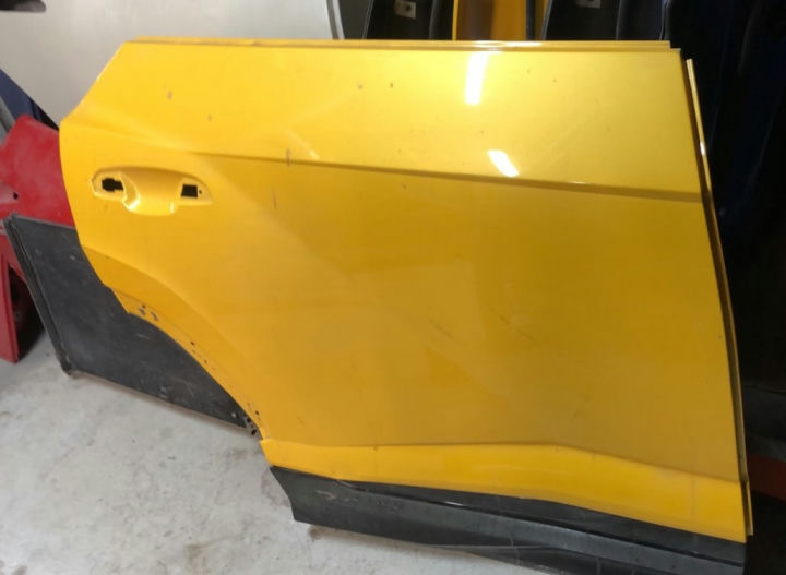 Lamborghini Urus Rear Right Door Shell Yellow