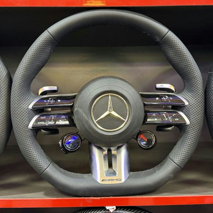 Mercedes-Benz AMG Performance Steering Wheel