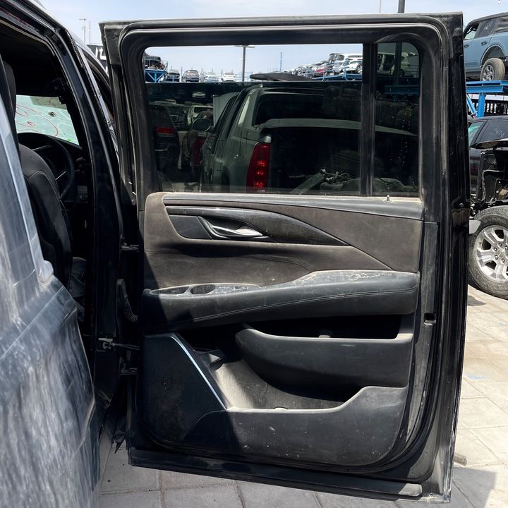 Door (RHB) - 2019 Cadillac ESCLAE