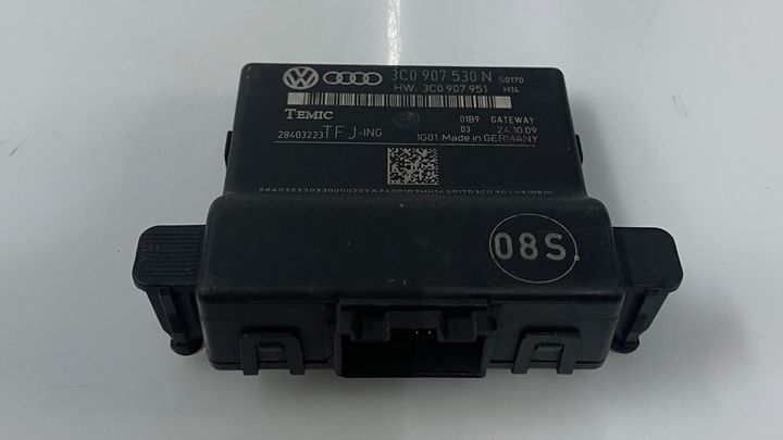 Gateway computer - 2010 Volkswagen Passat