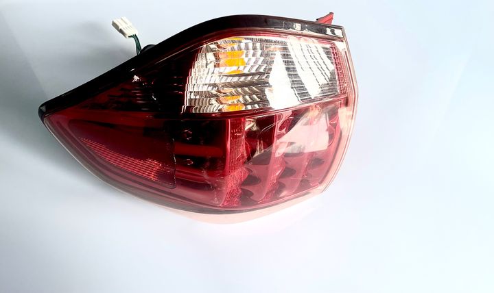 Tail Light (RH) - 2012 Infiniti QX56