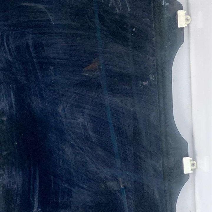 Rear door glass - 2011 Infiniti QX56