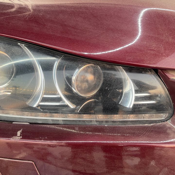 Headlight (RH) - 2013 Jaguar XF