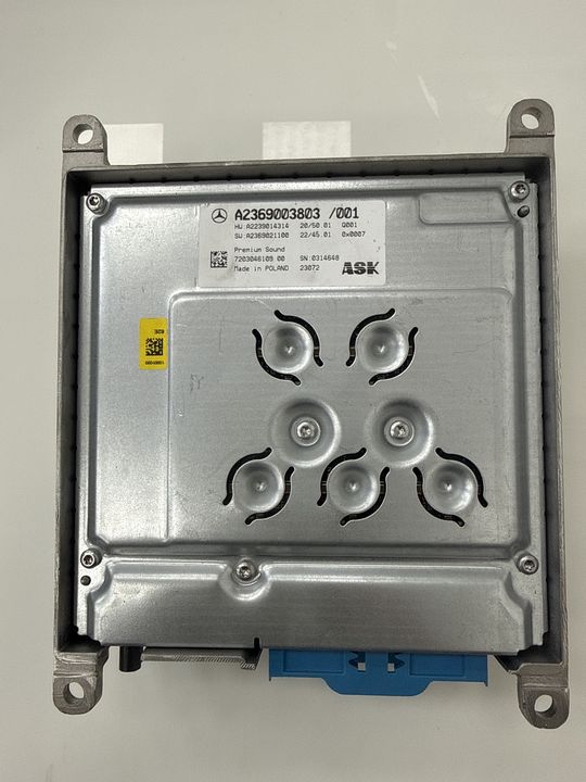 Mercedes-Benz Burmester Audio Amplifier A2369003803