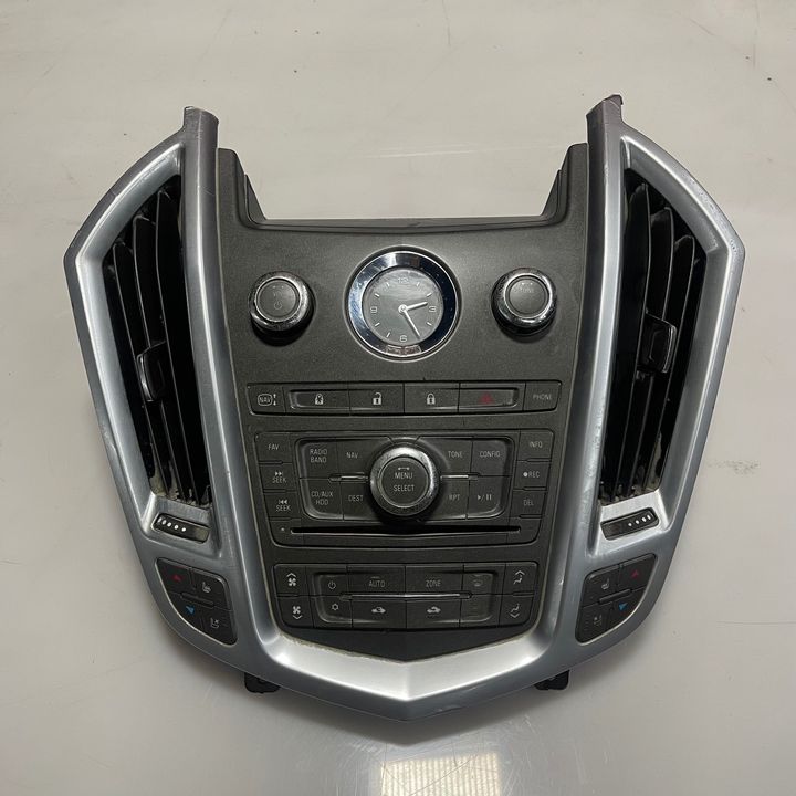 Dash panel - 2010 Cadillac SRX Premium