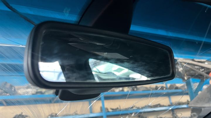 Rear view mirror - 2017 Lincoln MKZ
