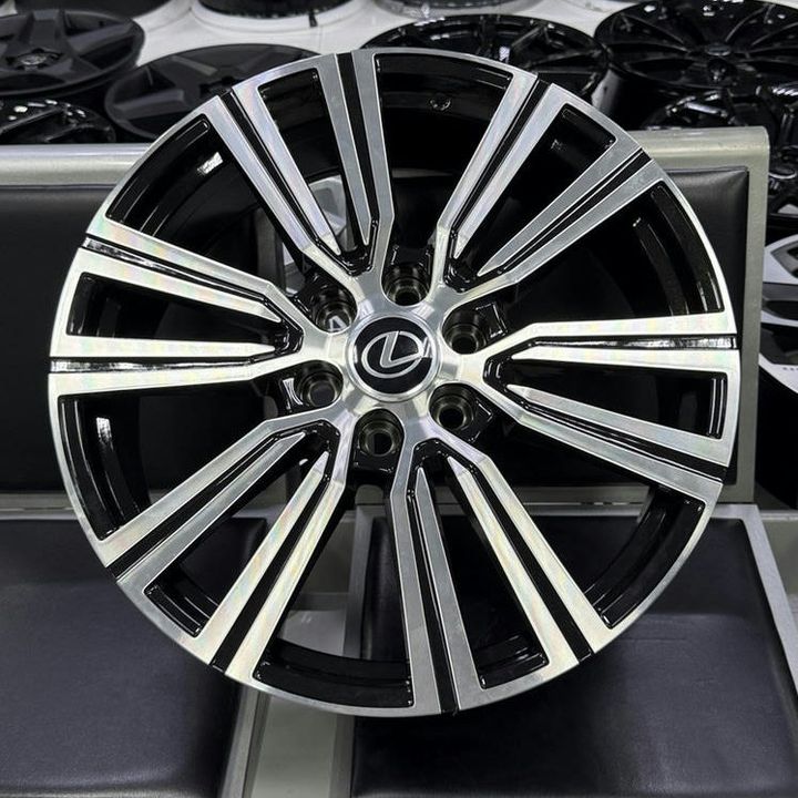 Lexus LX600 R22 - Alloy Wheel