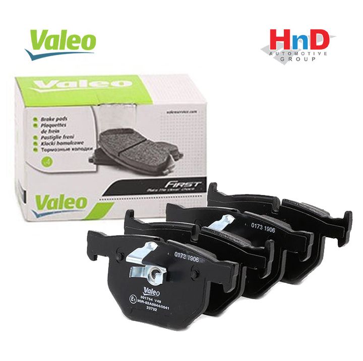 Valeo Brake Pads BMW 5 Series E60 (670754) For BMW 34216763043