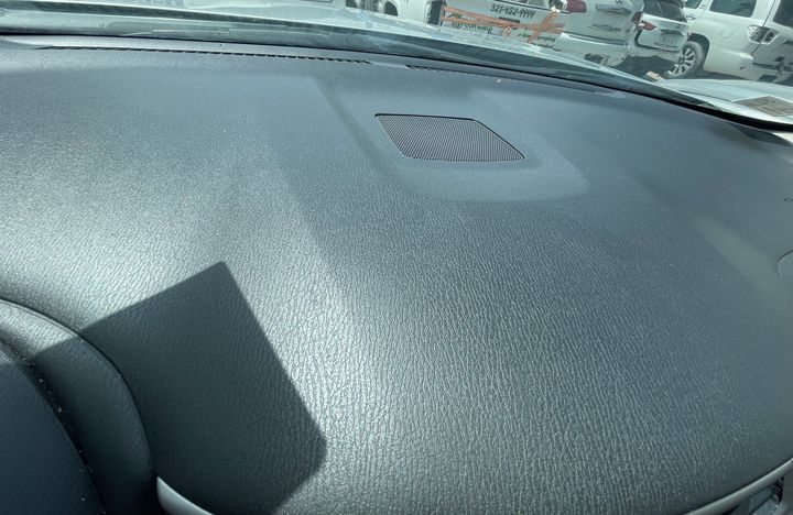 Dashboard - 2014 Nissan Pathfinder SE 3.5i