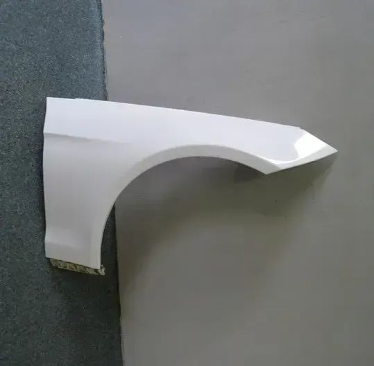 a2078800218   fender1
