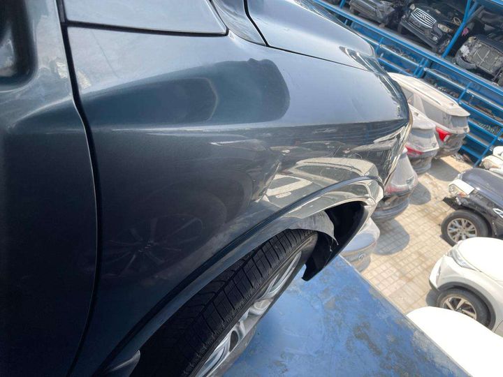 Fender (LHF) - 2010 Nissan Armada