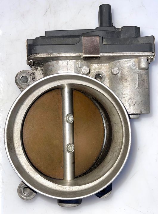 Throttle body - 2016 Cadillac ESCLADE