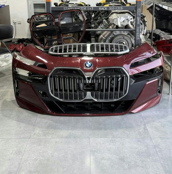 BMW 7 Series G70 Front Bumper Assembly with Grille