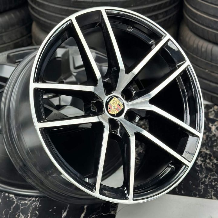 Original Porsche Macan Wheels