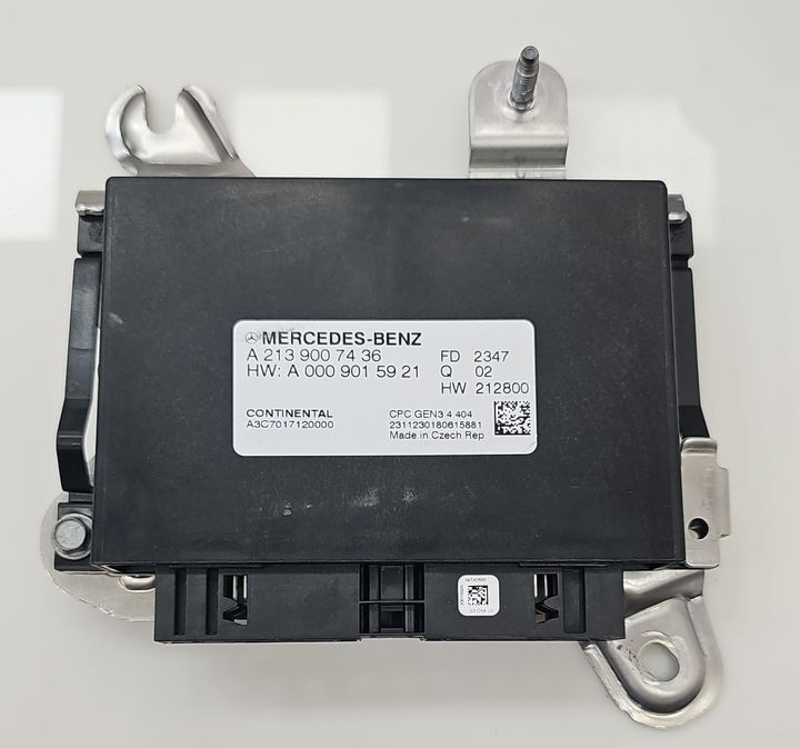 Mercedes-Benz E-Class W213 Central Powertrain Controller CPC Module