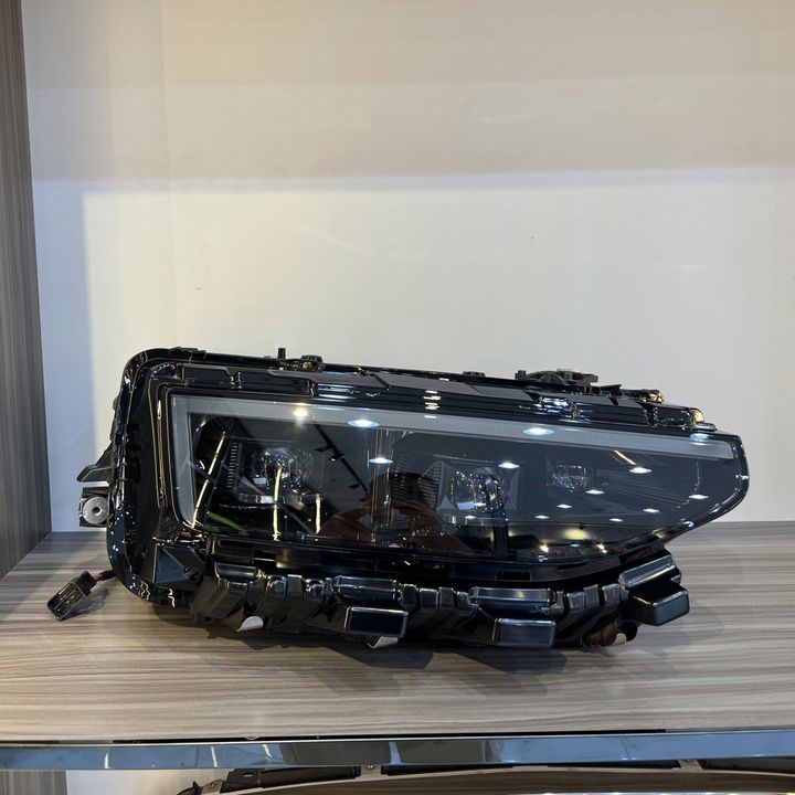 Rolls Royce Ghost 2024 Headlight R