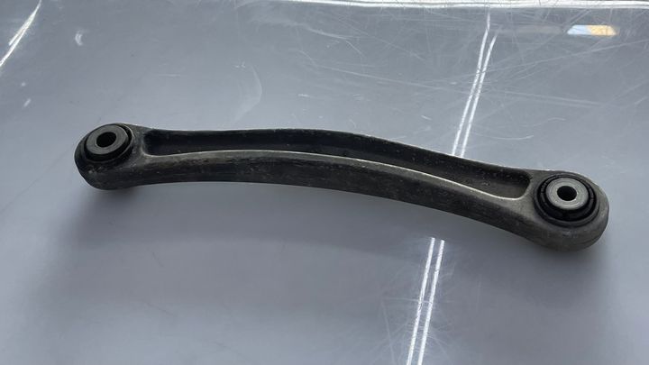 Upper arm (LH) - 2009 Volkswagen Touareg