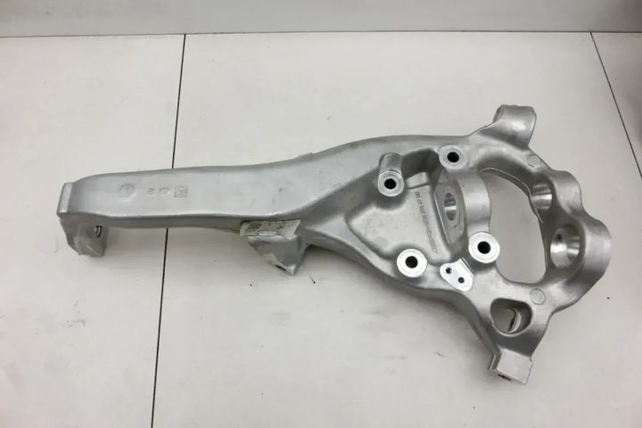 a2053325300   front axle half