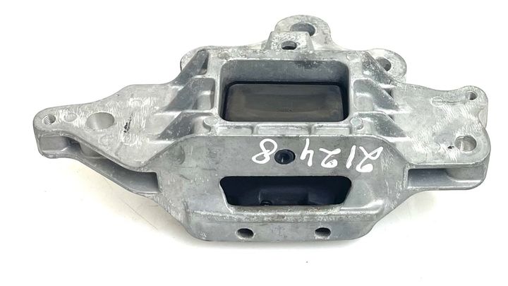 Mount bracket - 2021 Chevrolet Trailblazer RS AWD